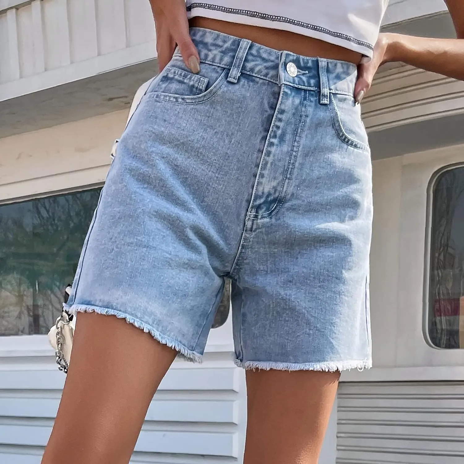 HGps8w Womens High Waisted Jean Shorts Chic Frayed Raw Hem Wide Leg Summer Casual Loose Fit Denim Shorts with Pockets