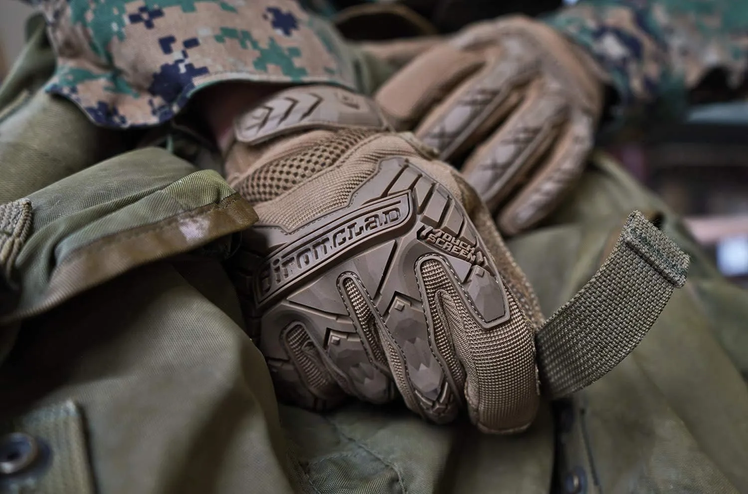 Ironclad Command Tactical Impact, Touch Screen Gloves, TPR Impact Protection, TAA Compliant (1 Pair) IEXT-ICOY-02-S