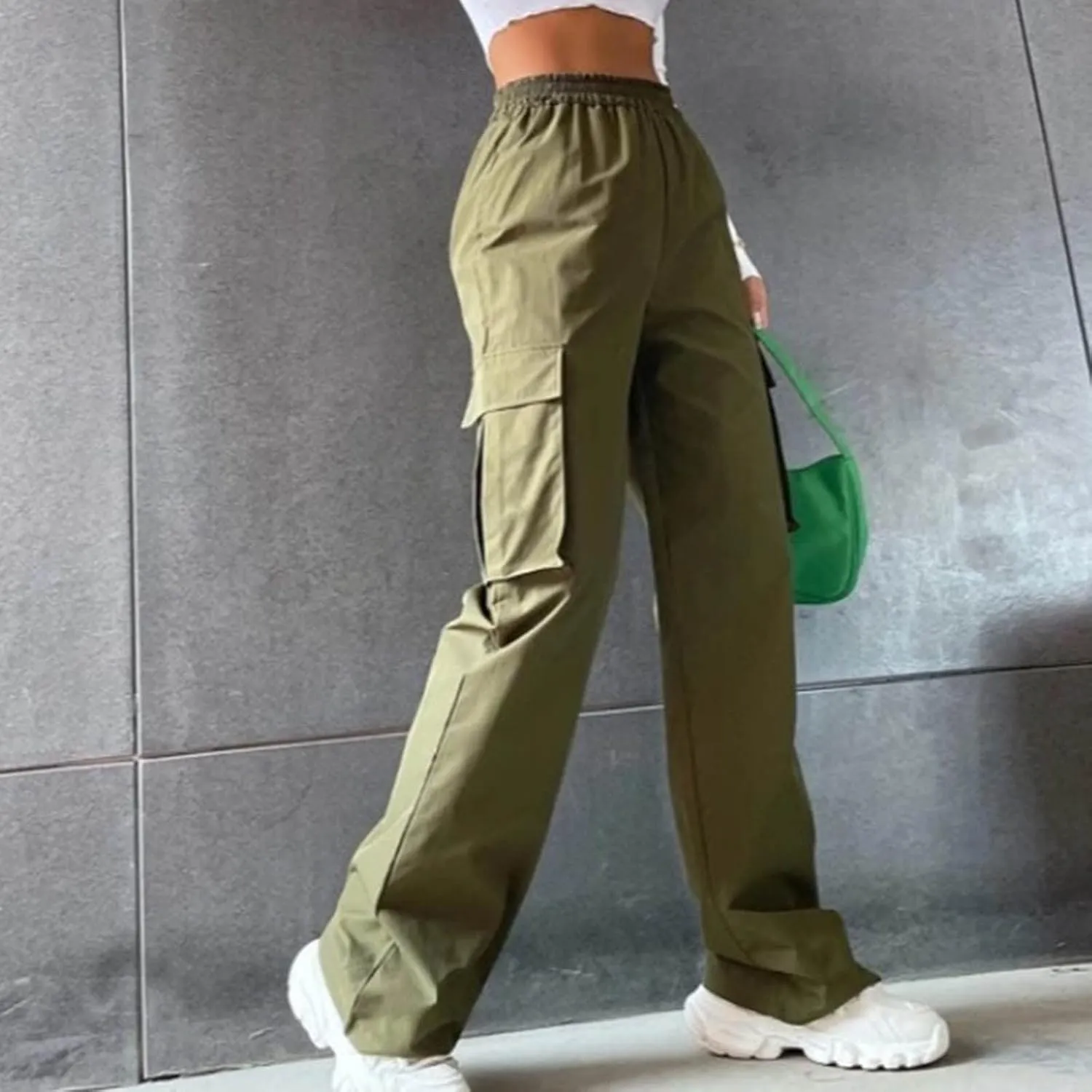 Women's Belt Less High Waisted Straight Leg Trousers Relaxed Style Casual Trousers Cargo Pants with Pockets