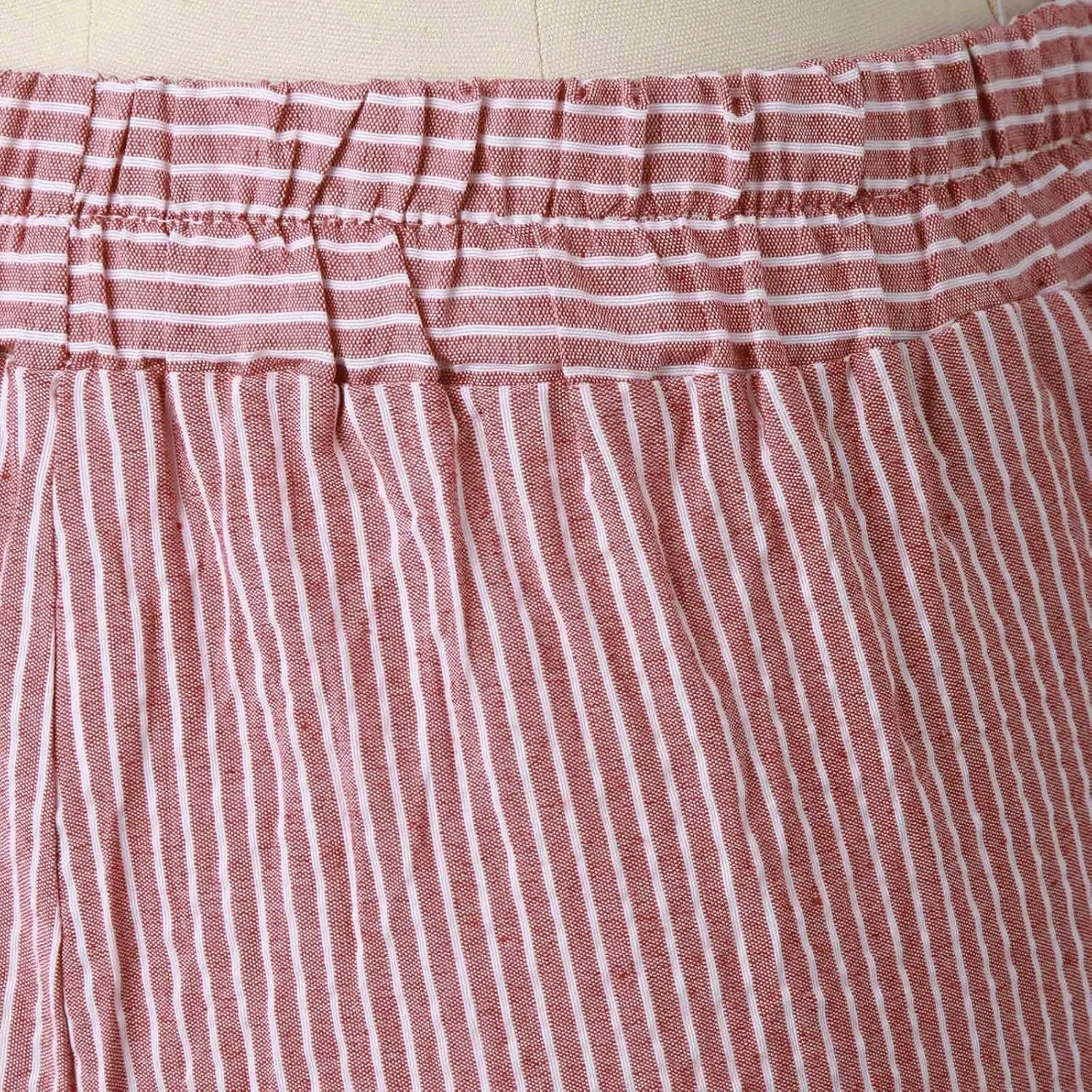 Women's Casual Pants Striped Side Button Elastic Waisted Trendy Capri Pants Straight Leg Baggy Trousers with Pockets