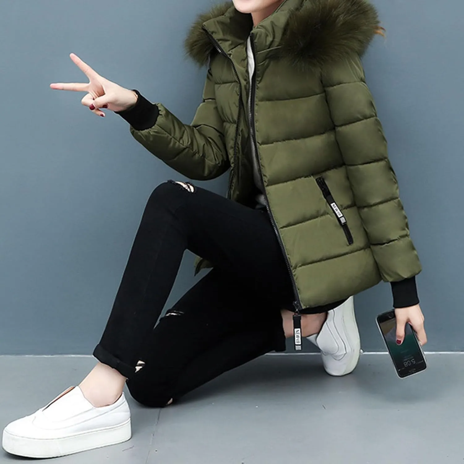Women's Winter Puffer Coat Thicken Fleece Lined Down Jacket Waterproof Faux Fur Detachable Hooded Puffer Outwear Parka